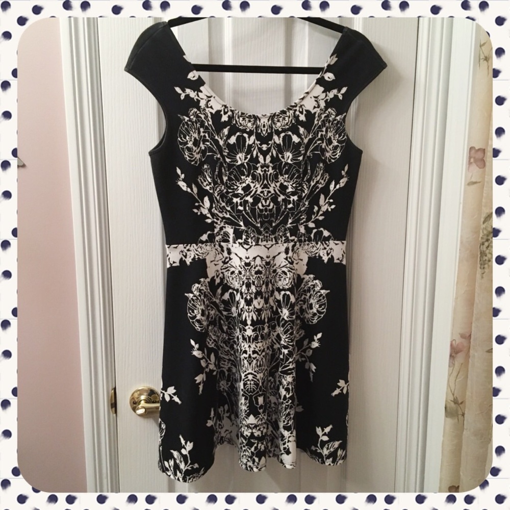 UO Ink Pattern Mini Dress - Picture 2 of 5